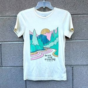 The North Face Never Stop Exploring Graphic Tee
